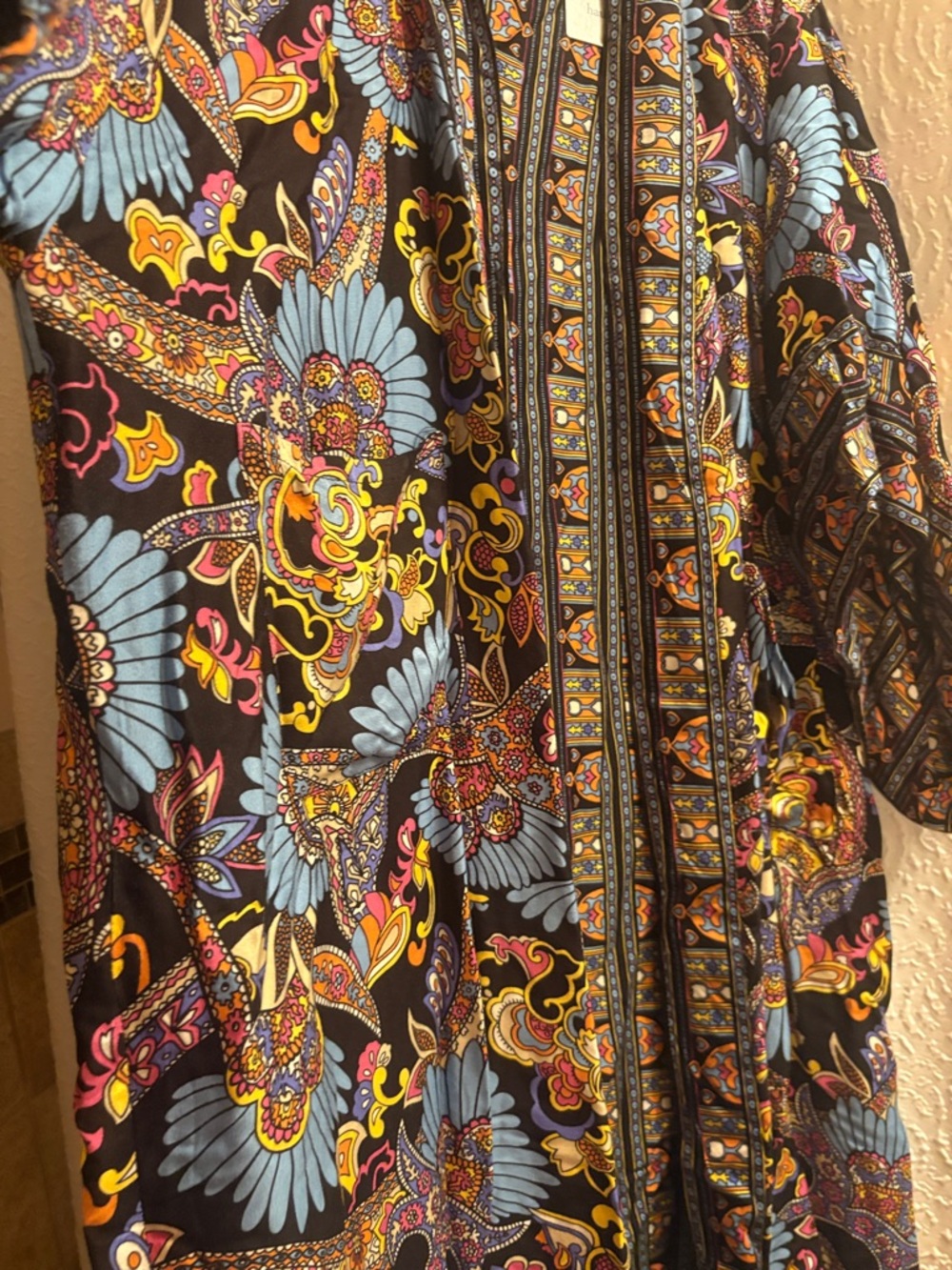 Haute Hippie Black Floral Paisley Kimono Reversible size Large NWTS - Picture 6 of 11
